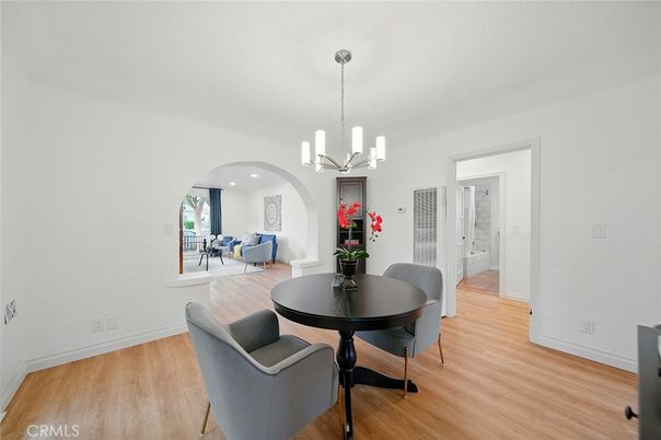 Dining room, Interior, Living room, Pendant Lights, Recessed Lighting, Wood Texture Flooring