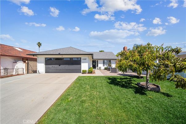 Attached, Backyard, Exterior, Facade, Ranch
