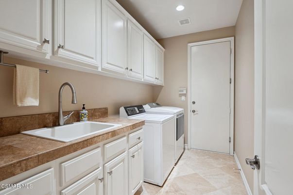 Interior, Recessed Lighting, Washer