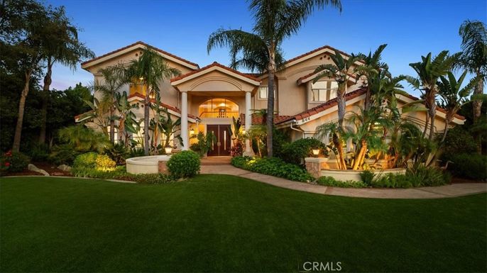 Backyard, Exterior, Facade, Mediterranean