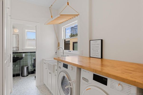 Interior, Washer
