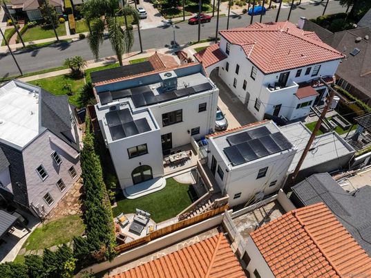 Exterior, Drone