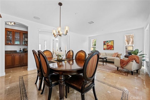 Chandelier, Dining room, Interior, Living room, Pendant Lights