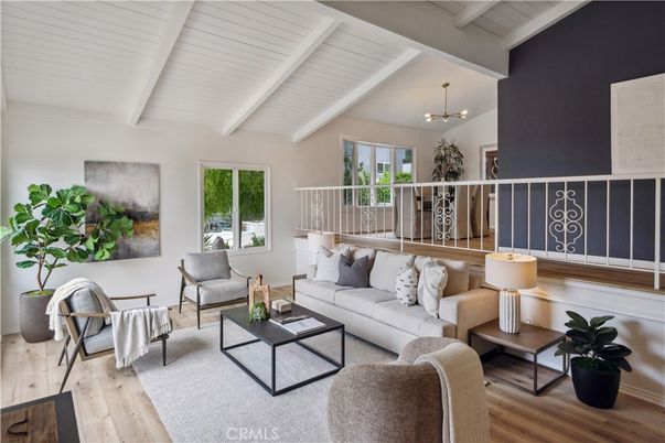 Interior, Living room, Pendant Lights, Wood Texture Flooring