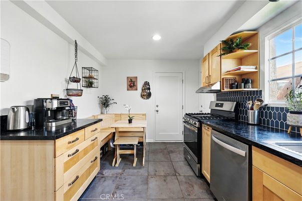 Dining room, Interior, Kitchen, Recessed Lighting, Stainless Steel Appliances