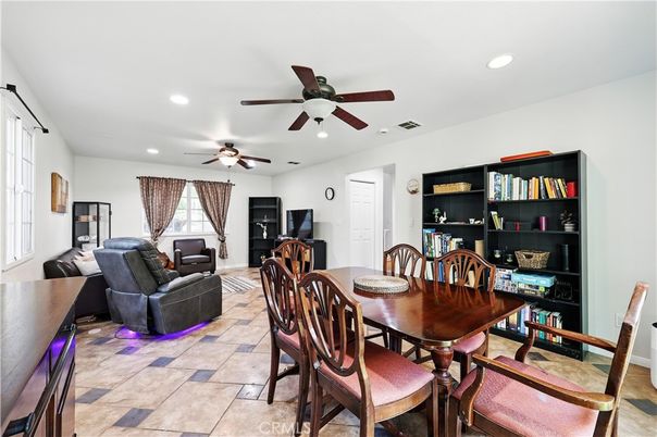 Dining room, Interior, Living room, Recessed Lighting