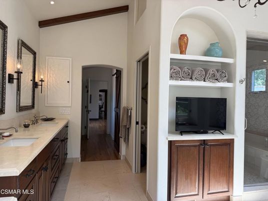 Bathroom, Dual Sink Vanities, Interior, Recessed Lighting, Wood Texture Flooring