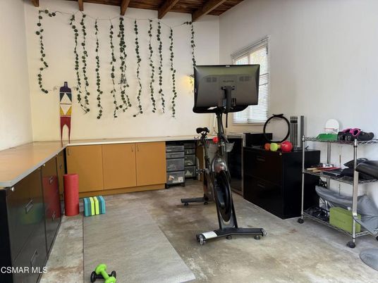 Fitness Equipment, Interior, Wooden Beams