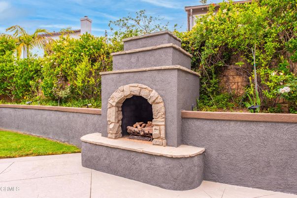 Exterior, Fireplace