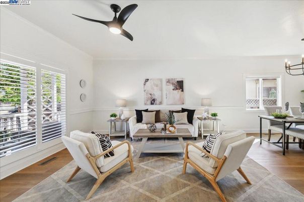Chandelier, Dining room, Interior, Living room, Wood Texture Flooring