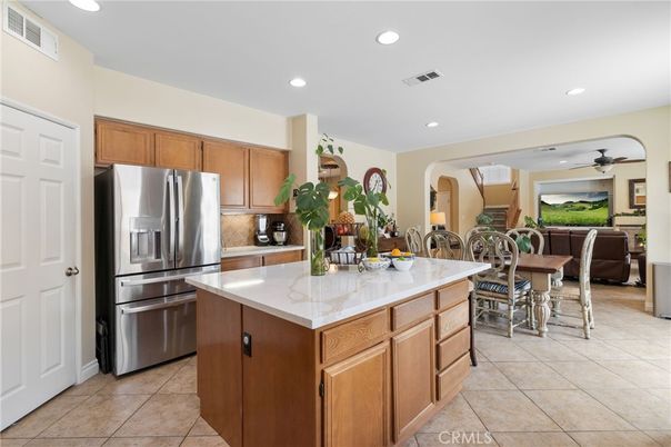 Dining room, Interior, Kitchen, Recessed Lighting, Stainless Steel Appliances