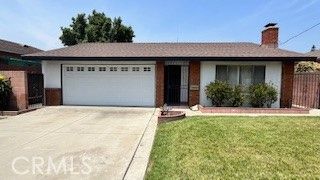 Attached, Backyard, Exterior, Facade, Ranch
