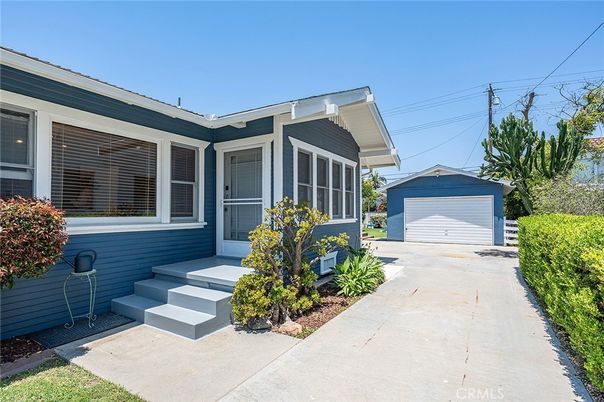 Detached Garage, Exterior