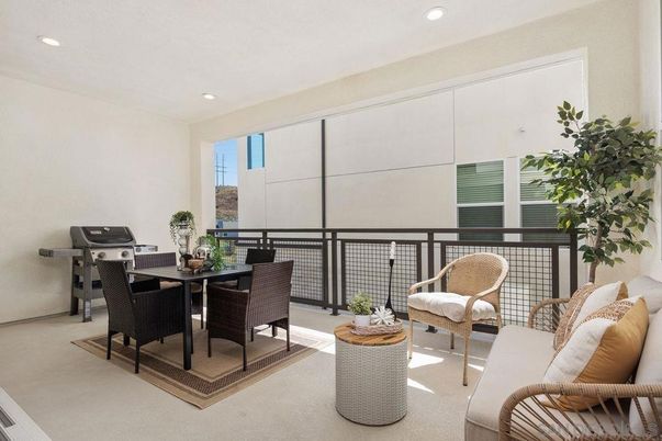 Dining room, Interior, Recessed Lighting