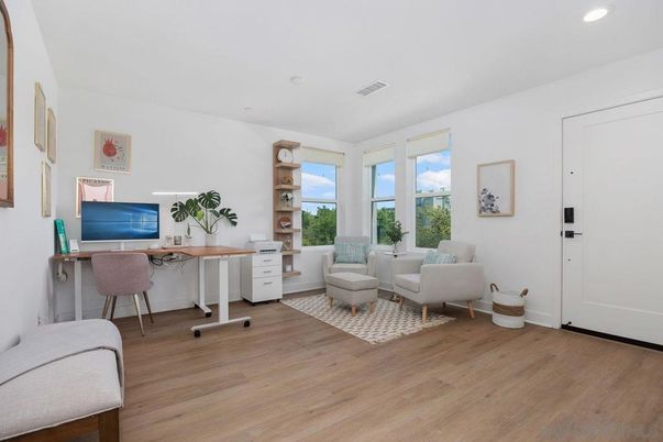 Home Office, Interior, Recessed Lighting, Wood Texture Flooring