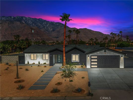 Attached, Exterior, Facade, Ranch