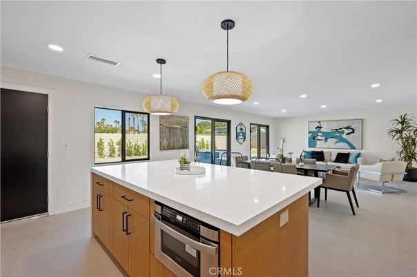 Dining room, Interior, Kitchen, Pendant Lights, Recessed Lighting, Stainless Steel Appliances