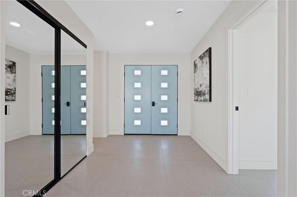 Interior, Recessed Lighting
