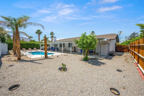 Backyard, Exterior, Pool