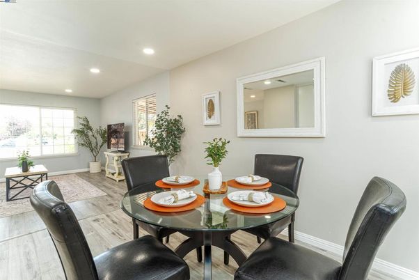 Dining room, Interior, Recessed Lighting, Wood Texture Flooring