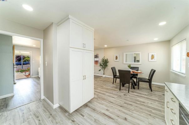 Dining room, Interior, Recessed Lighting, Wood Texture Flooring