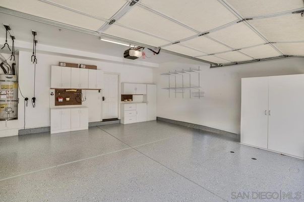 Garage, Interior