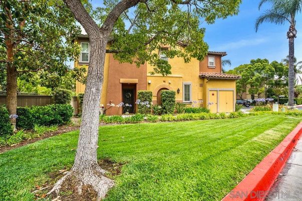 Backyard, Exterior, Facade, Mediterranean