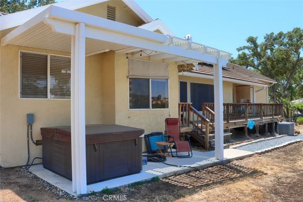 Exterior, Hot Tub