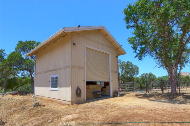 Backyard, Detached Garage, Exterior
