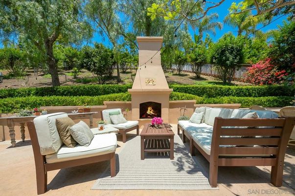 Exterior, Fireplace