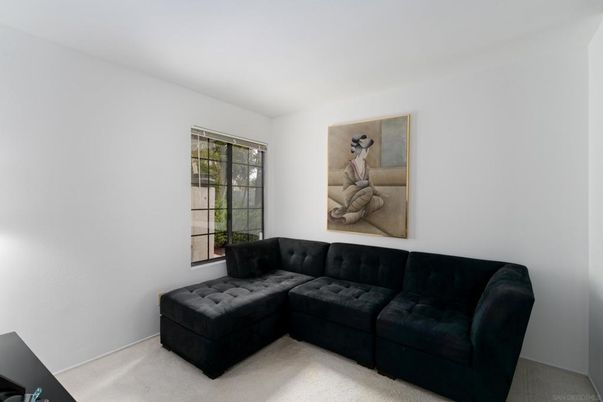 DE Listing image placeholder