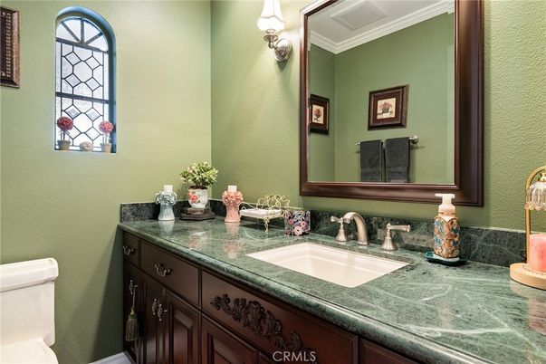 Bathroom, Interior, Tile Countertops