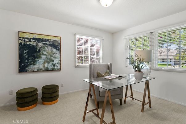 Home Office, Interior