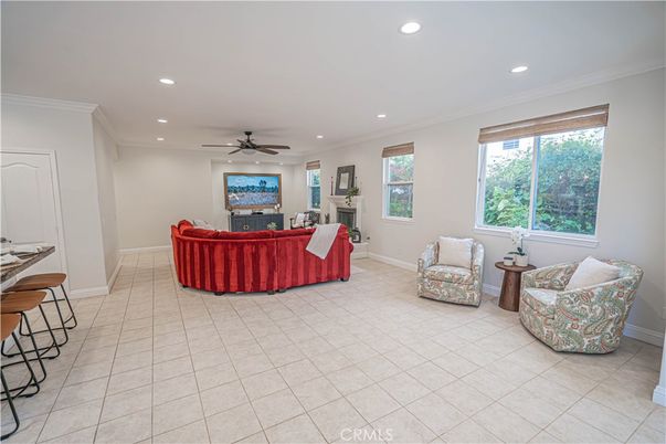 Fireplace, Interior, Living room, Recessed Lighting