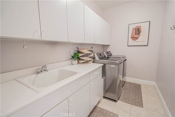 Interior, Washer