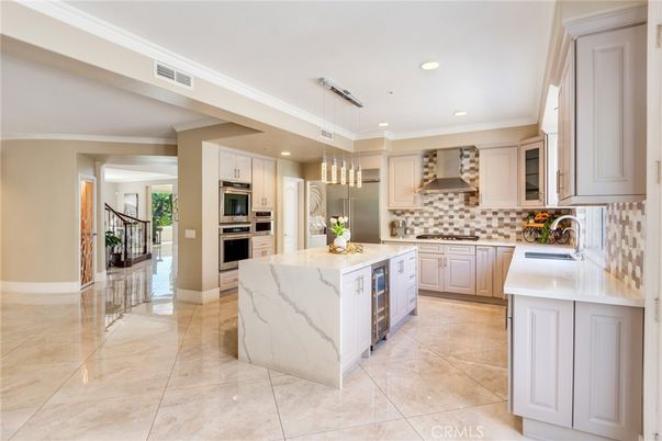Interior, Kitchen, Pendant Lights, Recessed Lighting, Stainless Steel Appliances