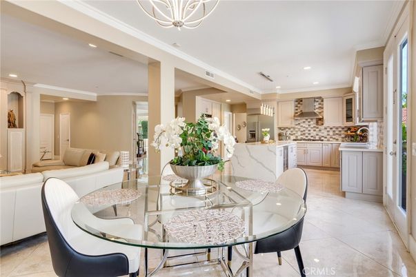 Dining room, Interior, Kitchen, Living room, Pendant Lights, Recessed Lighting