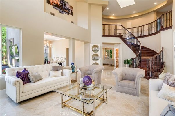 Chandelier, Dining room, Interior, Living room, Recessed Lighting