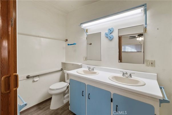 Bathroom, Dual Sink Vanities, Interior, Wood Texture Flooring