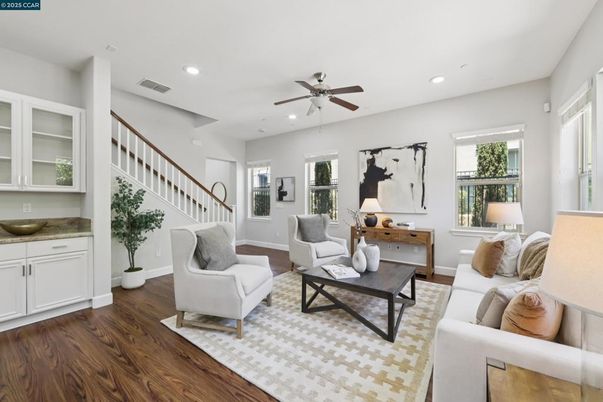 Interior, Living room, Recessed Lighting, Wood Texture Flooring