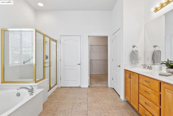 Bathroom, Dual Sink Vanities, Glass Shower, Interior, Recessed Lighting