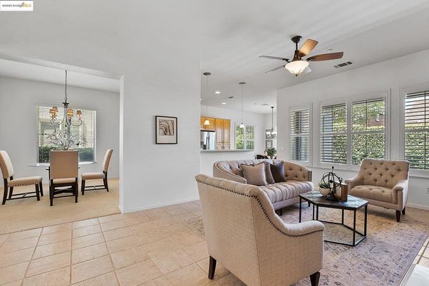 Dining room, Interior, Kitchen, Living room, Pendant Lights, Recessed Lighting