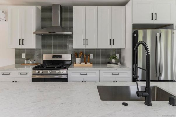 Interior, Kitchen, Stainless Steel Appliances