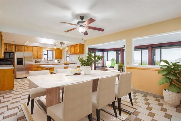 Dining room, Interior, Kitchen, Stainless Steel Appliances