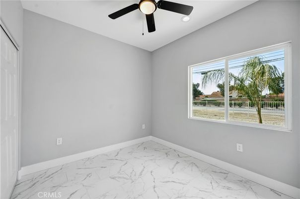 Empty room, Interior, Marble, Recessed Lighting