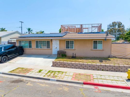 Exterior, Facade, Solar Panels, Ranch