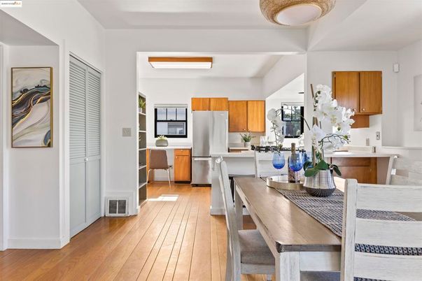 Dining room, Interior, Kitchen, Stainless Steel Appliances, Wood Texture Flooring