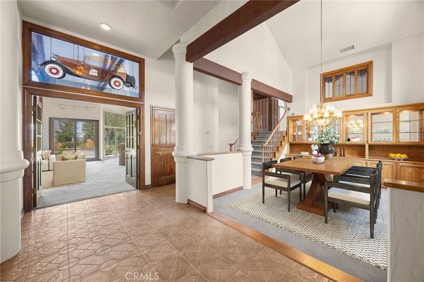 Chandelier, Dining room, Interior, Recessed Lighting