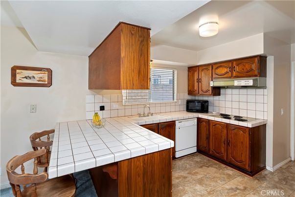 Interior, Kitchen, Tile Countertops