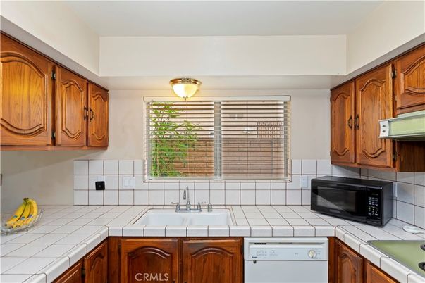 Interior, Kitchen, Tile Countertops